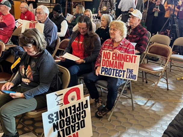 Pipeline opponents attend a rally at the Iowa Capitol